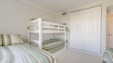 Bright, Airy corner unit in the newly renovated Galt Ocean - photo 30