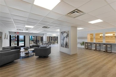 Bright, Airy corner unit in the newly renovated Galt Ocean - photo 38