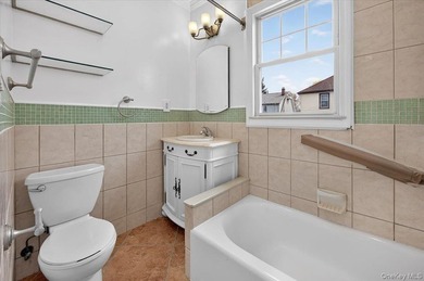 Legal one dwelling detached home in the Bronx featuring 3 - photo 14
