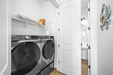 Sleeping up to 10 guests, 62 Charming Way offers two bedrooms - photo 20