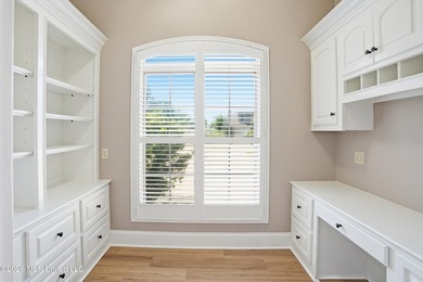 This stunning custom built, one owner home, constructed in 2009 - photo 22