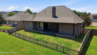This stunning custom built, one owner home, constructed in 2009 - photo 44