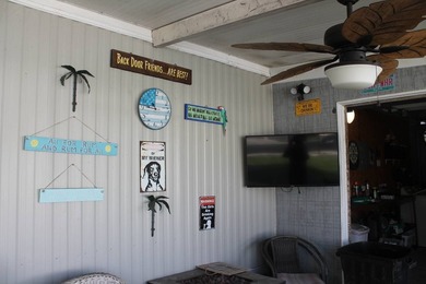 2bd/1bth in a beautiful 55+ active community. So many updates - photo 4