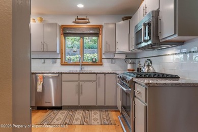 Views, Space & No HOA This Glenwood Springs home checks a lot of - photo 9