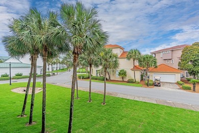 Enjoy coastal charm in this beautifully decorated 1 bed, 1.5 - photo 22