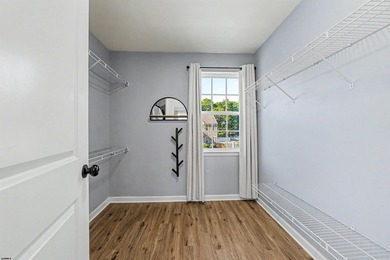 Welcome to 39 Shoreline Road in the highly sought-after Silver - photo 22