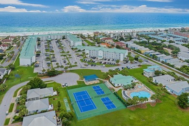 Enjoy coastal charm in this beautifully decorated 1 bed, 1.5 - photo 27