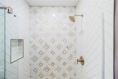 Ideally located just approximately 10 minutes from downtown