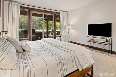 Experience refined mountain living in this turnkey exceptional - photo 15