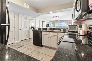 Welcome to Unit 1607 at Crescent Shores. A beautiful luxury - photo 17