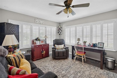 Under contract-accepting backup offers. Welcome to this - photo 20