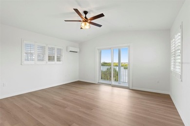 Breathtaking views can be yours from this beautiful 3 story - photo 20
