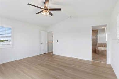 Breathtaking views can be yours from this beautiful 3 story - photo 21