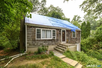 **HUGE INVESTOR OPPORTUNITY** Welcome to 34 Deepwood Lane - photo 2