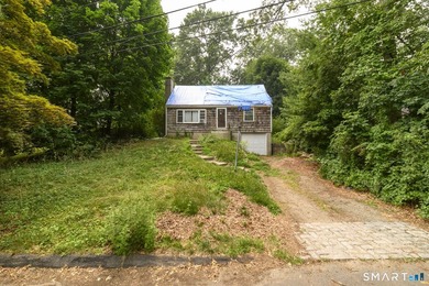 **HUGE INVESTOR OPPORTUNITY** Welcome to 34 Deepwood Lane - photo 3