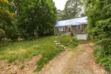 **HUGE INVESTOR OPPORTUNITY** Welcome to 34 Deepwood Lane - photo 5