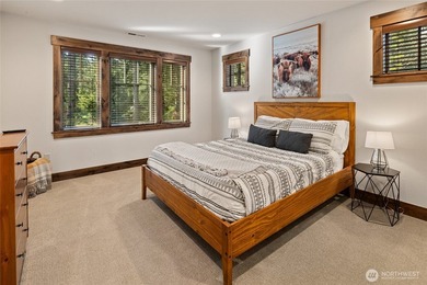 Experience refined mountain living in this turnkey exceptional - photo 25