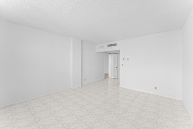 Stunning condominium in beautiful Boca Raton at the Patrician - photo 27