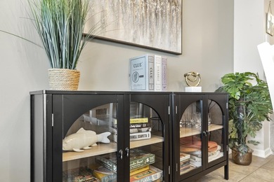 Welcome to Unit 1607 at Crescent Shores. A beautiful luxury - photo 36