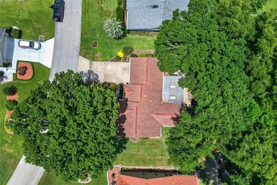 Under contract-accepting backup offers. Welcome to this - photo 36