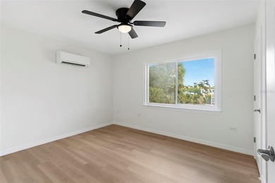 Breathtaking views can be yours from this beautiful 3 story - photo 37