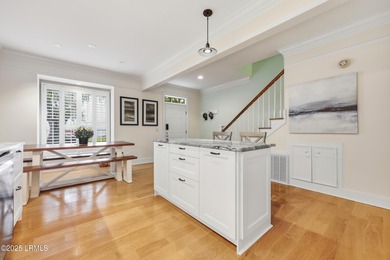Enjoy refined Lowcountry living in this beautifully updated - photo 8