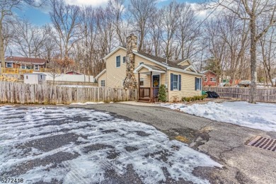 Gordon Lake Home Sale Pending in West Milford New Jersey