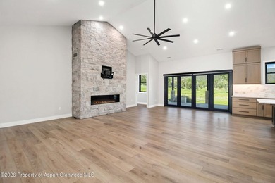 This beautiful, near new, 3,206 square foot home sits on a - photo 7