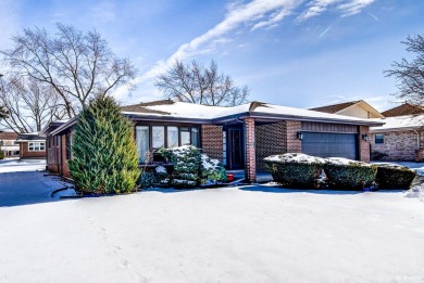 Lake Home Sale Pending in Orland Park, Illinois