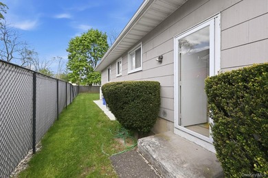 3-bedroom ranch offering 2 full bathrooms, a full finished - photo 5