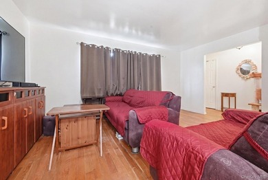 3-bedroom ranch offering 2 full bathrooms, a full finished - photo 8