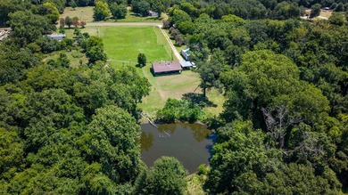 Charming 3-Bedroom Country Retreat on 2.81 Acres - Short Commute - photo 33