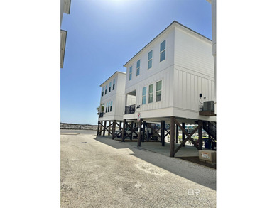Charming Gulf-View Cottage - Fully Furnished 2 Bed / 3 Bath - photo 1