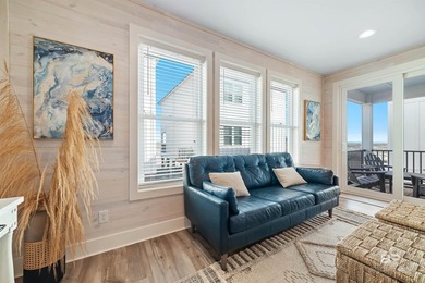 Charming Gulf-View Cottage - Fully Furnished 2 Bed / 3 Bath - photo 3