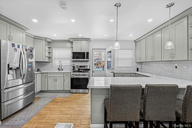 Step into this recently updated 3-bedroom, 1.5-bath home - photo 6
