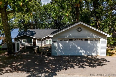 Incredible Lakefront Investment Package - Two Updated Homes - photo 30