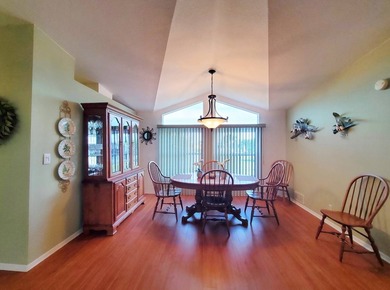 Two BedRoom Two Bath w/ 2 Car attached Garage Plus 2 Car - photo 8
