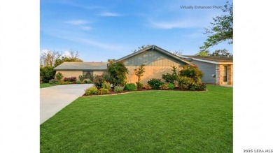 Welcome to 5018 Las Campanas St in San Antonio's Valencia - photo 3