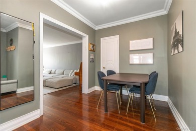 Welcome to this elegant, move in ready, 2-bedroom, 1-bathroom - photo 4