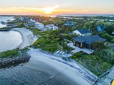 Welcome to 94 Savannah Walk, an exclusive waterfront retreat - photo 21