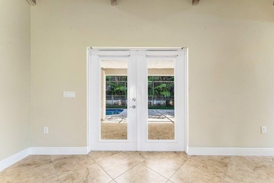 Single-family home located on a quiet cul-de-sac, with no - photo 21