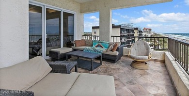 Gorgeous 3 bed/2 bath penthouse in the sought-after Sandcastle - photo 29