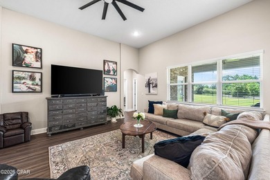 Golf Course Living at Its Finest -- 4BR/3BA on the Green in - photo 8