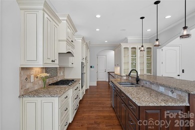 LAKEFRONT LUXURY | BIG WATER VIEWS | PRIVATE COVERED DOCK | - photo 14