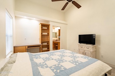 Completely remodeled luxury home tucked into a quiet cul-de-sac - photo 22