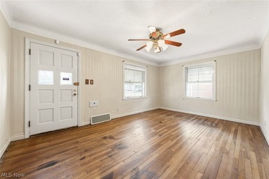 A unique opportunity to transform this lovely 3-bedroom Euclid - photo 2
