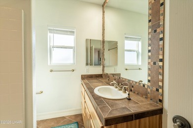Completely remodeled luxury home tucked into a quiet cul-de-sac - photo 26