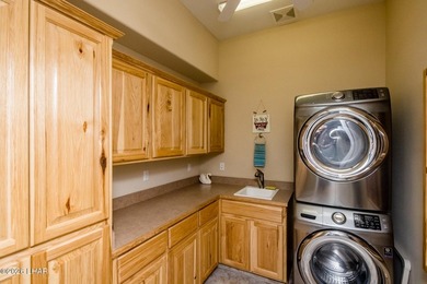 Completely remodeled luxury home tucked into a quiet cul-de-sac - photo 29