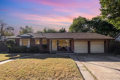 (private lake, pond, creek) Home For Sale in Arlington Texas