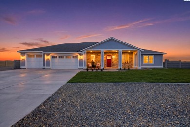 MLS# 292917 359 Panoramic Drive offers a rare combination of - photo 1